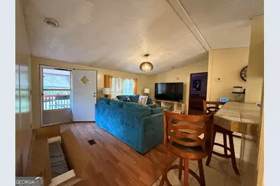 456 M L King Jr Circle, Zebulon, GA 30295 - Photo 6