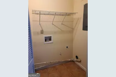 2120 Fieldstone View Court SE, Conyers, GA 30013 - Photo 4