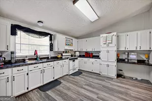 1659 Henderson Rd, Macon, GA 31217 - Photo 10