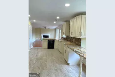 1276 Huntington Place Circle, Lithonia, GA 30058 - Photo 26