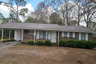 203 Vienna Cir, Fort Valley, GA 31030 - Photo 1