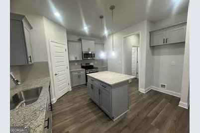 502 Walnut Creek Parkway, Pendergrass, GA 30567 - Photo 4