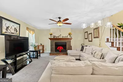 110 Waverly Way, Lagrange, GA 30240 - Photo 6