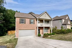 2672 Honeysuckle Dr, Columbus, GA 31907 - Photo 2