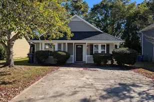 105 Wedgewood Walk, Griffin, GA 30223 - Photo 1