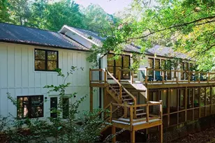 250 Harbor Heights Cir, Lavonia, GA 30553 - Photo 6