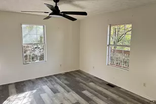 460 Gumlog Dr, Lavonia, GA 30553 - Photo 6