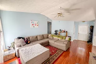 69 Canterbury Dr, Grantville, GA 30220 - Photo 6