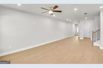 5707 Tillman Way, Powder Springs, GA 30127 - Photo 4