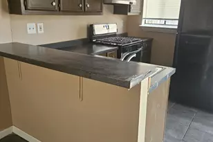 154 Governors Dr, Forest Park, GA 30297 - Photo 4