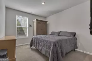 200 Darien Dr, Senoia, GA 30276 - Photo 14