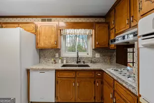 97 Club Cir, Stockbridge, GA 30281 - Photo 12