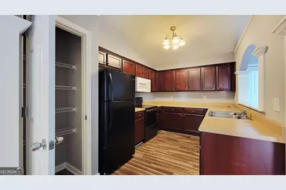 570 Sycamore Drive, Jonesboro, GA 30238 - Photo 14