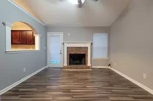 570 Sycamore Dr, Jonesboro, GA 30238 - Photo 8