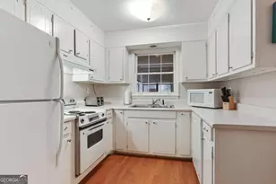 158 Maribeau Square NW, Atlanta, GA 30327 - Photo 14