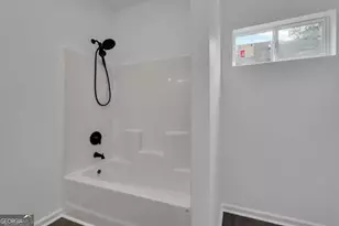 124 Wright St, Savannah, GA 31408 - Photo 40