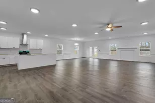 124 Wright St, Savannah, GA 31408 - Photo 6