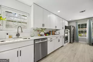 203 Foxwood Cir, Saint Marys, GA 31558 - Photo 14