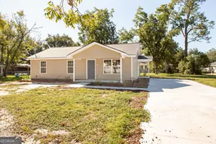 121 Union St, Waycross, GA 31501 - Photo 1