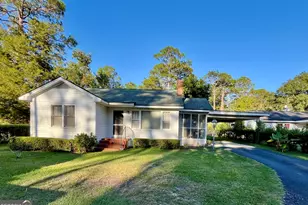 404 Community Dr, Waycross, GA 31501 - Photo 6