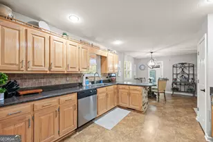 22 Laurel Park Dr, Cleveland, GA 30528 - Photo 6