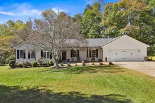 22 Laurel Park Dr, Cleveland, GA 30528 - Photo 1