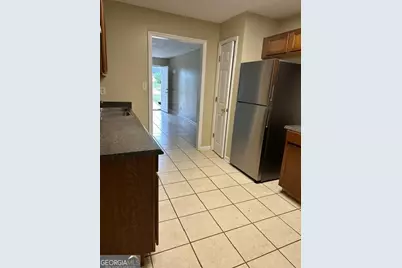 323 Carriage Lane #A, Albany, GA 31721 - Photo 6