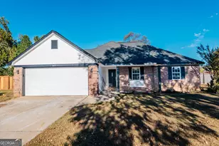 102 Stone Mill Dr, Warner Robins, GA 31088 - Photo 2