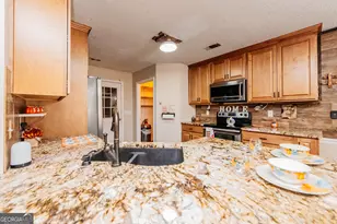 102 Stone Mill Dr, Warner Robins, GA 31088 - Photo 6