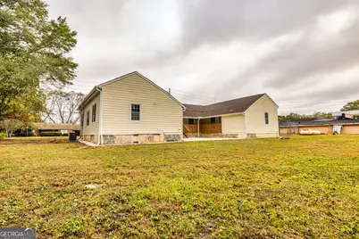 6 W Oak Street #APT. B, Luthersville, GA 30251 - Photo 16
