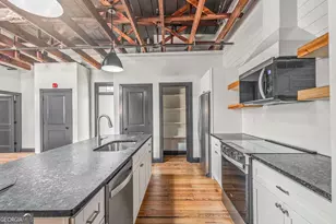 13 Greenville St, Newnan, GA 30263 - Photo 6