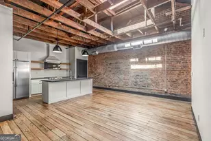 13 Greenville St, Newnan, GA 30263 - Photo 2