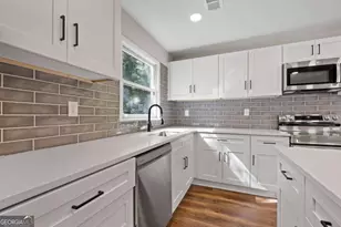 1603 Golf Link Dr, Stone Mountain, GA 30088 - Photo 14