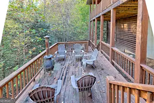 407 Blackberry Dr, Rabun Gap, GA 30568 - Photo 48