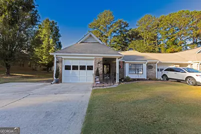 250 Jeff Davis Place, Fayetteville, GA 30214 - Photo 2