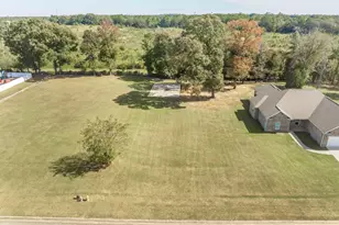 219 Rowland Cir, Byron, GA 31008 - Photo 44