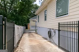 1084 Sanders Ave SE, Atlanta, GA 30316 - Photo 1