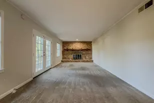 518 Barbashela Cir, Stone Mountain, GA 30088 - Photo 14