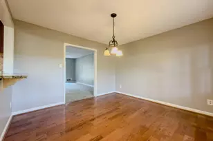 518 Barbashela Cir, Stone Mountain, GA 30088 - Photo 8