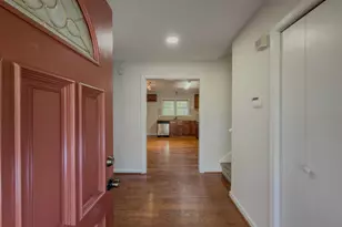 518 Barbashela Cir, Stone Mountain, GA 30088 - Photo 2