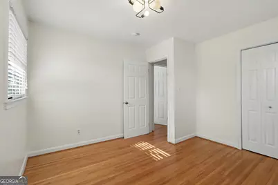 490 E Pharr Road, Decatur, GA 30030 - Photo 18