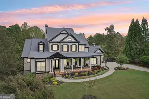 395 Beaumont Farms Dr, Sharpsburg, GA 30277 - Photo 2