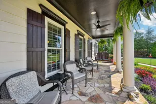 395 Beaumont Farms Dr, Sharpsburg, GA 30277 - Photo 10