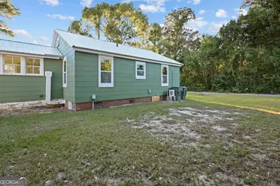 241 S Elm Lane, Jesup, GA 31546 - Photo 18