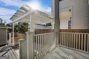 551 E Gwinnett St, Savannah, GA 31401 - Photo 32