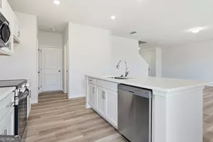 30 Umber Ln, Newnan, GA 30263 - Photo 8