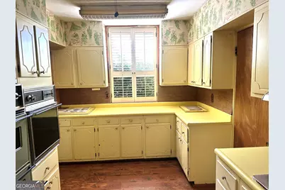 550 S Hill Street, Griffin, GA 30224 - Photo 22