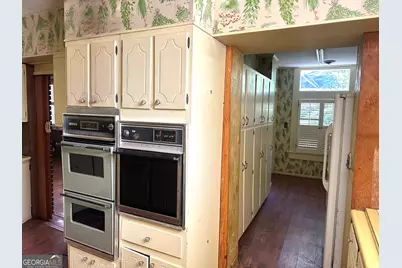 550 S Hill Street, Griffin, GA 30224 - Photo 24