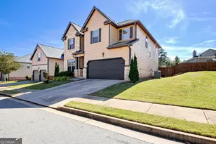 208 Jetta Cir, McDonough, GA 30253 - Photo 2