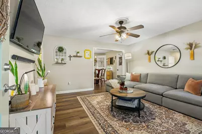 1519 Red Briar Way, Jonesboro, GA 30236 - Photo 4